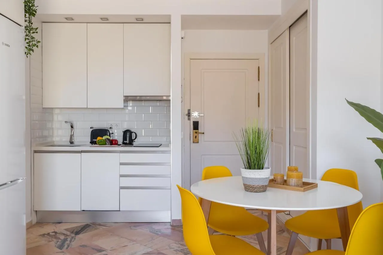 Apartment Oleholidays 225 Romana Playa Junto Al Mar Marbella