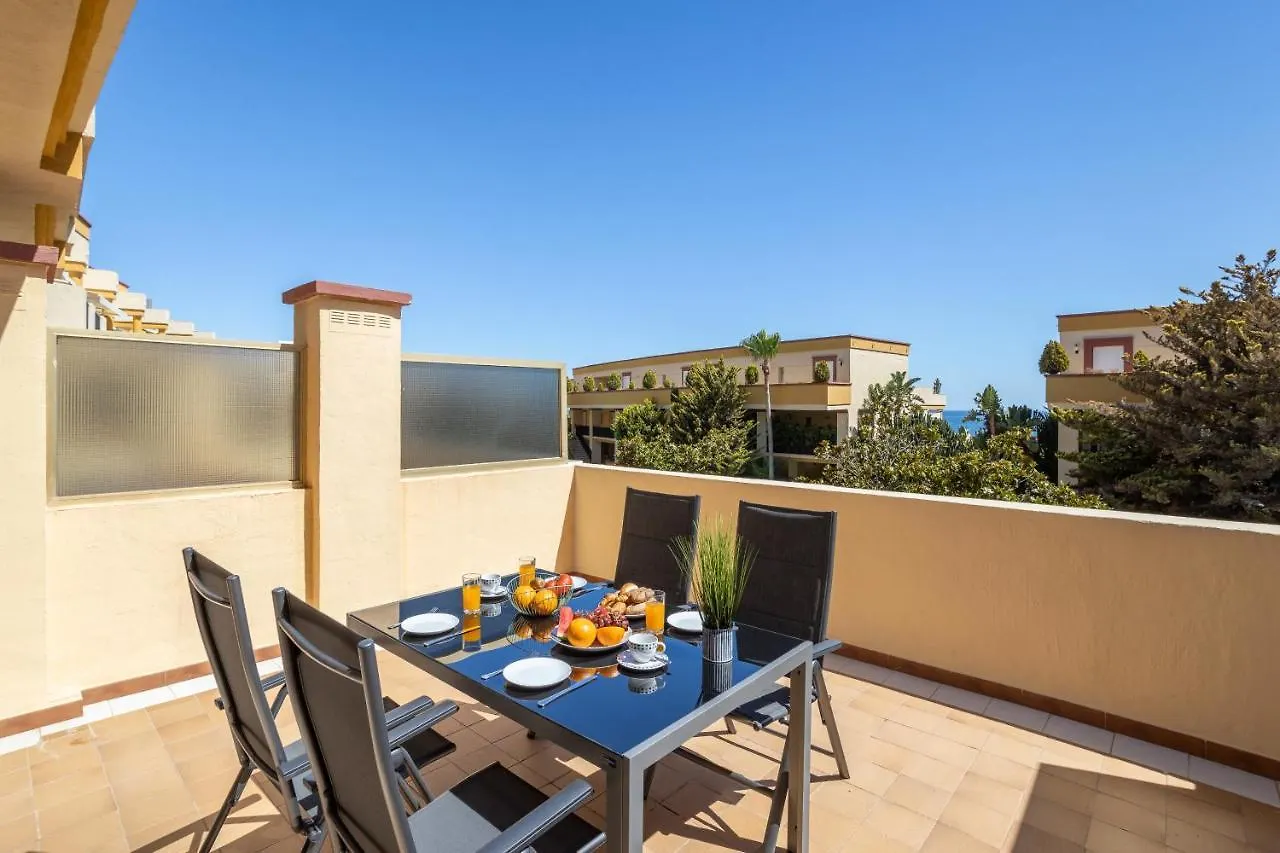 Oleholidays 225 Romana Playa Junto Al Mar Marbella Apartment
